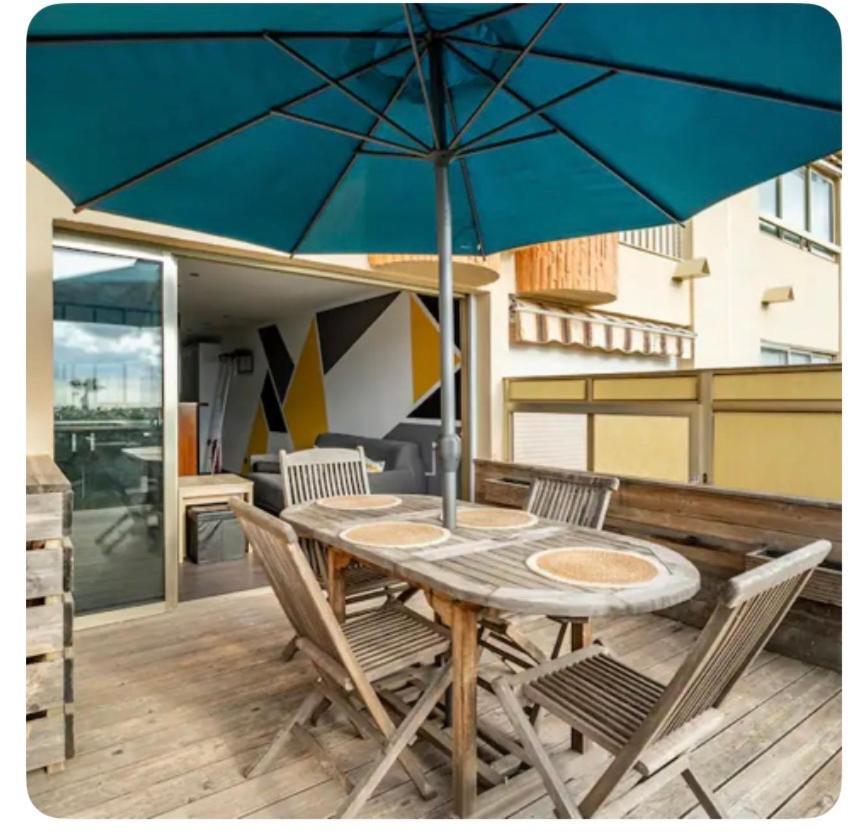Appartamento Petite Endroit Splendide. Six-Fours-les-Plages Esterno foto
